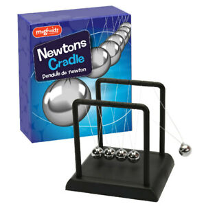 Magnoidz Newtons Cradle